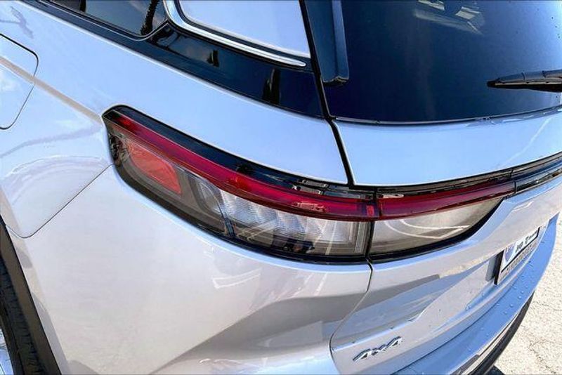 New 2026 Jeep Grand Cherokee Laredo X 4x4Image 12