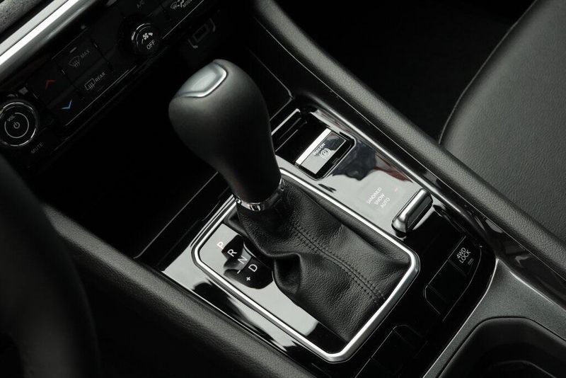 2025 Jeep Compass Latitude 4x4Image 32