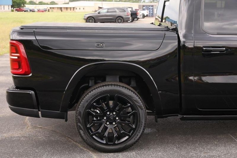 2025 RAM 1500 Limited Crew Cab 4x4 5