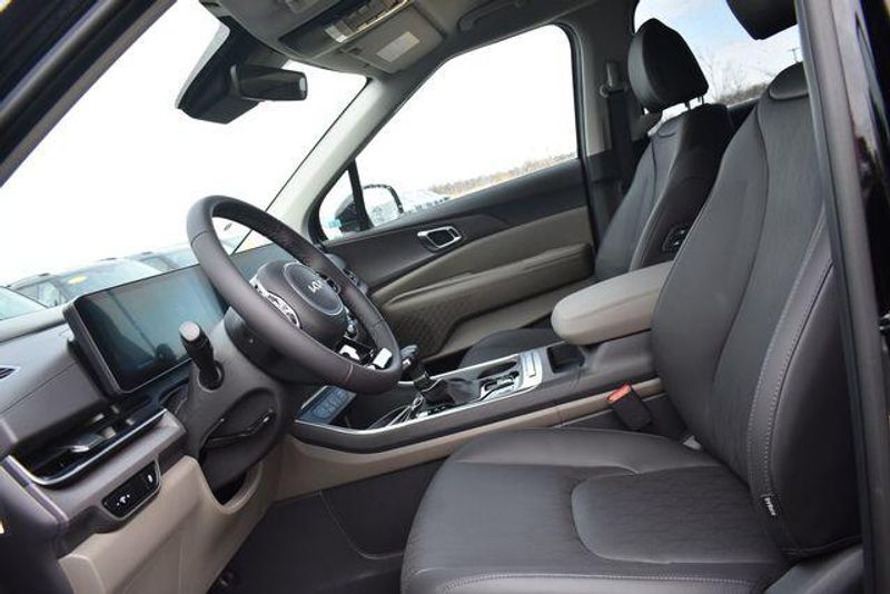 New 2026 Kia Carnival EXImage 25
