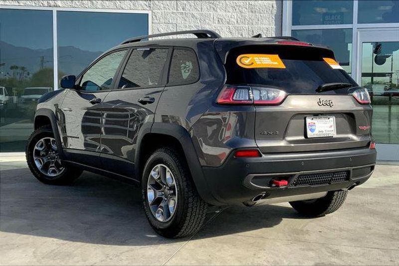 Used 2019 Jeep Cherokee TrailhawkImage 10