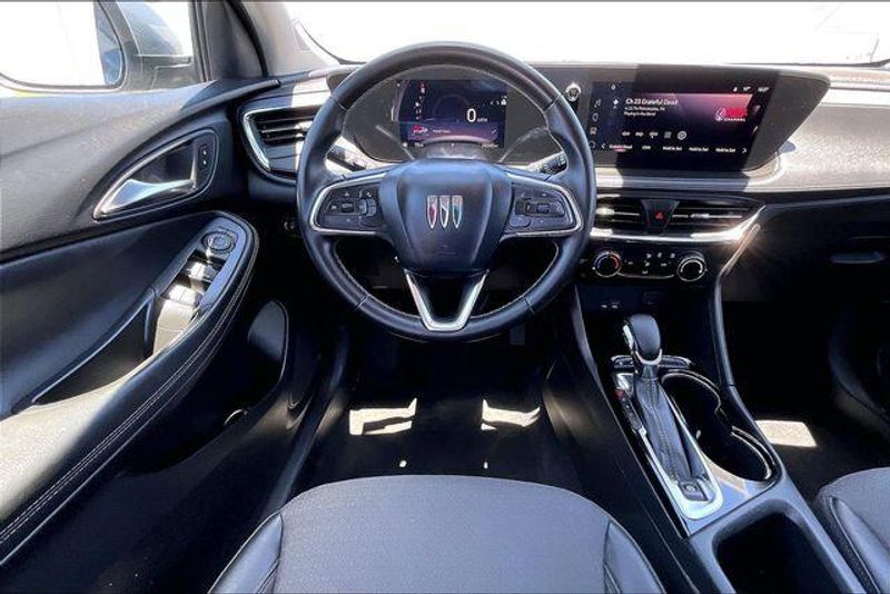 Used 2025 Buick Encore GX PreferredImage 4
