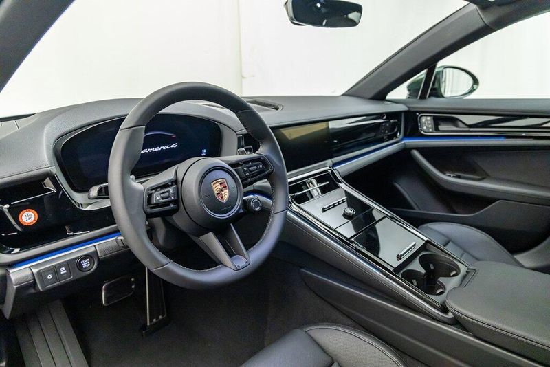 2024 Porsche Panamera 4Image 13