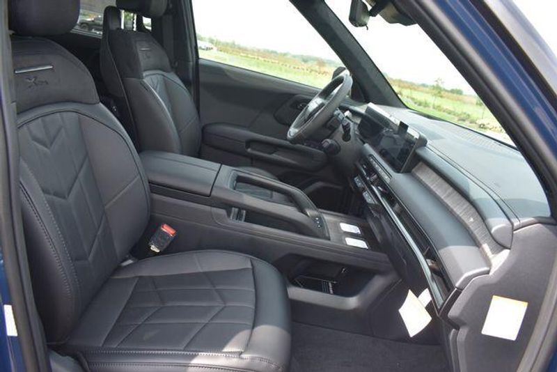 New 2027 Kia Telluride Hybrid X-Line SX PrestigeImage 16