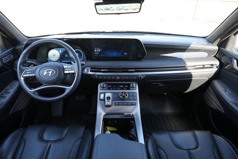 Used 2023 Hyundai Palisade CalligraphyImage 15