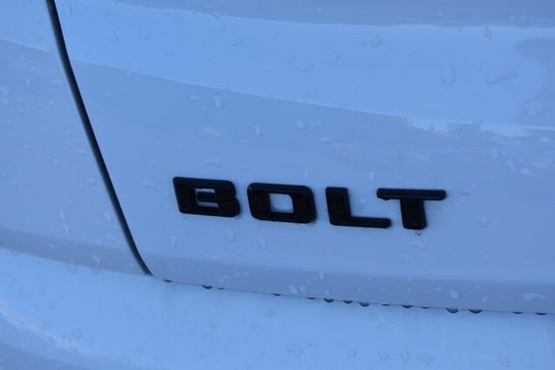 New 2027 Chevrolet Bolt EV RSImage 14