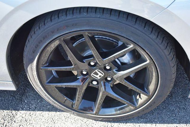 Used 2025 Honda Civic SportImage 11