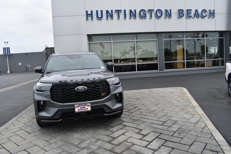 New 2025 Ford Explorer STImage 23