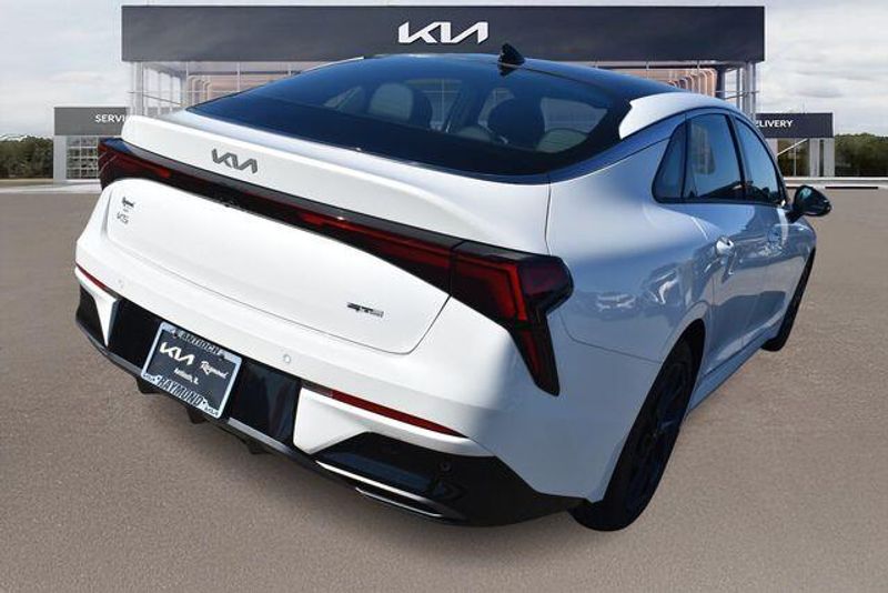 New 2026 Kia K5 GT-LineImage 4