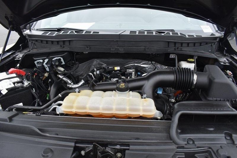 2022 Ford F-150 XLTImage 25