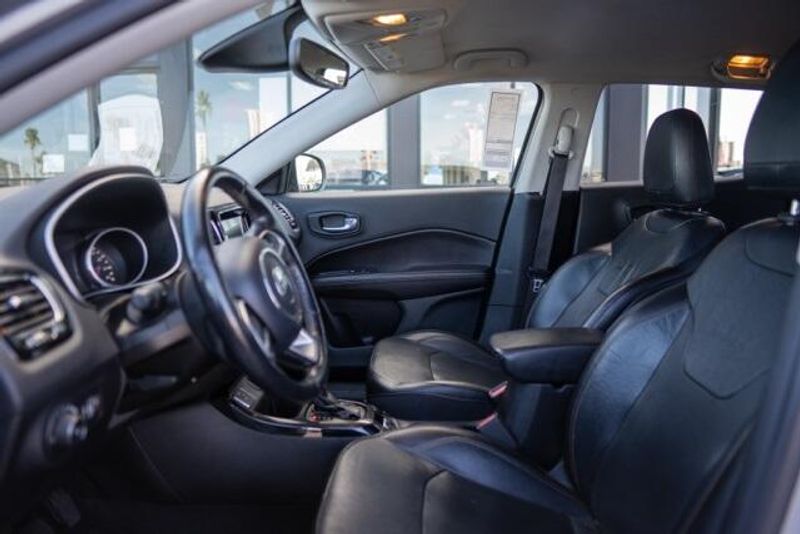 Used 2020 Jeep Compass LimitedImage 12
