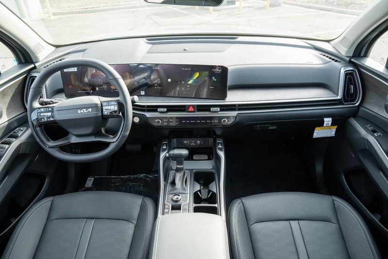 New 2026 Kia Sorento Hybrid EXImage 16