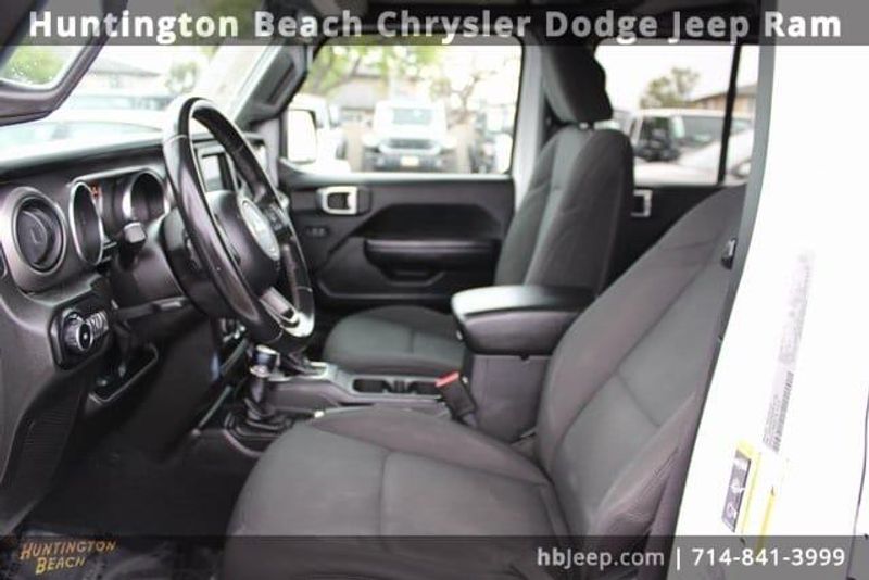 2022 Jeep Wrangler Unlimited Sport SImage 29