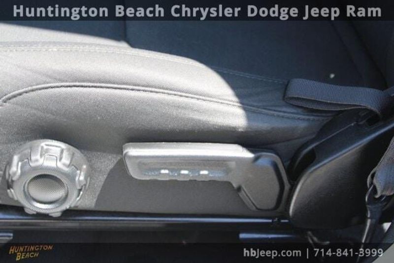 2022 Jeep Gladiator OverlandImage 44
