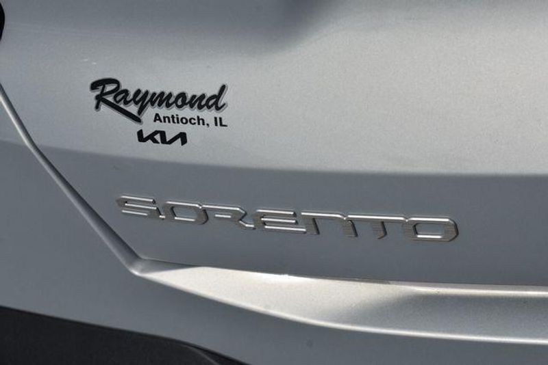 New 2026 Kia Sorento SXImage 19