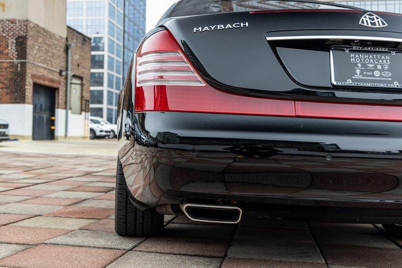 2009 Maybach 62S Image 14