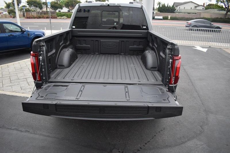 New 2025 Ford F-150 RaptorImage 9
