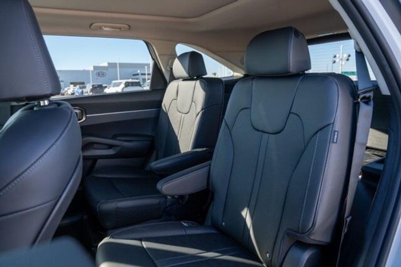 New 2026 Kia Sorento Hybrid EXImage 14
