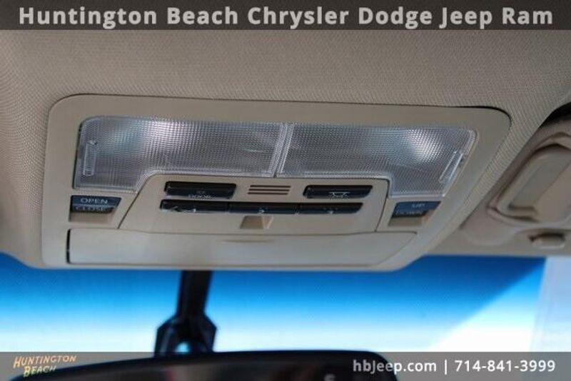 2014 Toyota Camry XLEImage 14