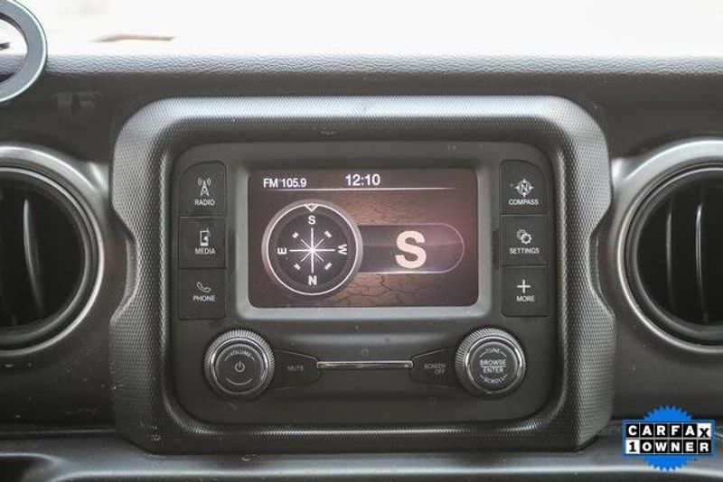 Used 2021 Jeep Wrangler WillysImage 15