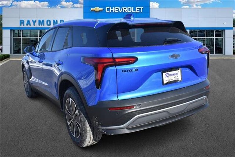 2025 Chevrolet Blazer EV LTImage 5