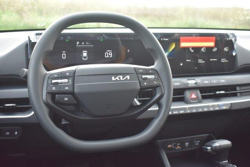 New 2026 Kia K4 LXSImage 17