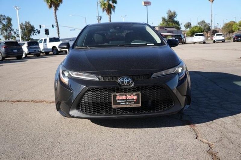 Used 2022 Toyota Corolla LEImage 2