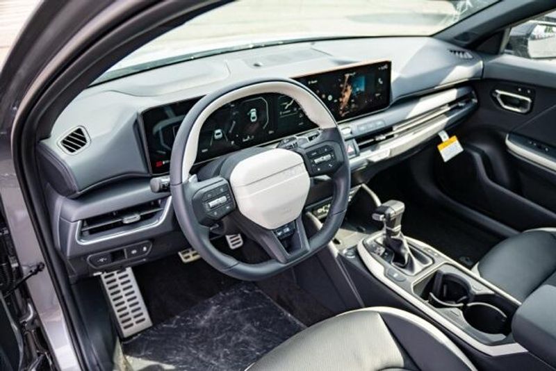 New 2025 Kia K4 GT-Line TurboImage 10