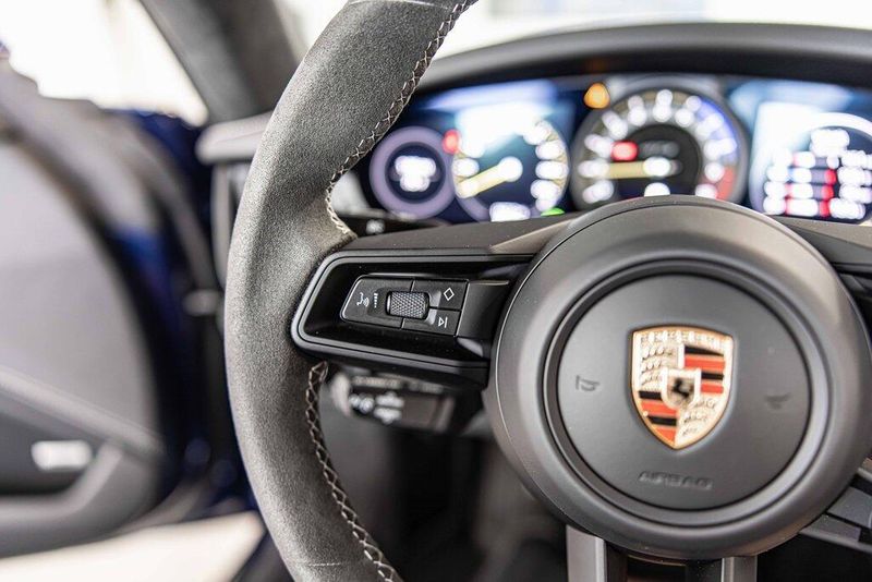 2023 Porsche 911 GT3 photo 24