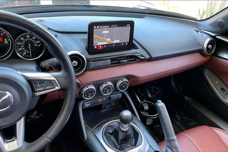 Used 2019 Mazda MX-5 Miata RF Grand TouringImage 5