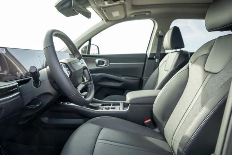 New 2026 Kia Sorento X-Line EXImage 12