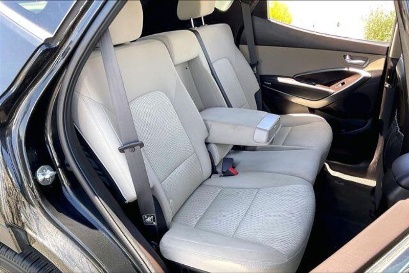 Used 2018 Hyundai Santa Fe Sport 2.4 BaseImage 26