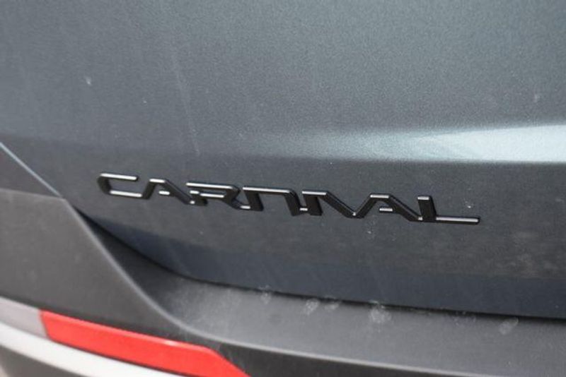 New 2026 Kia Carnival Hybrid SXImage 19