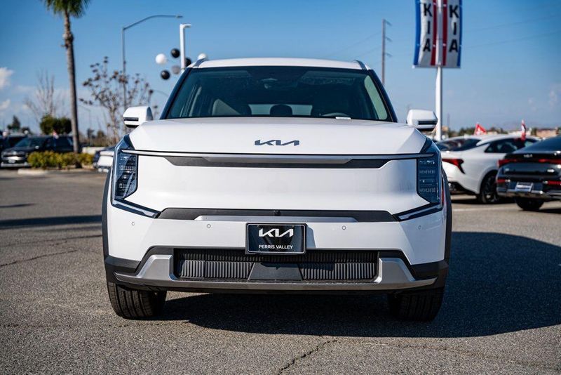 New 2026 Kia EV6 LightImage 2