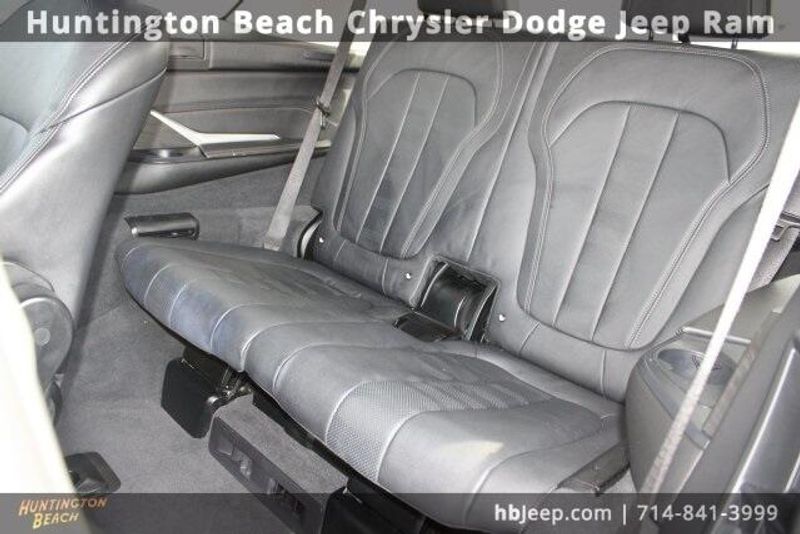 2020 BMW X7 xDrive40iImage 45