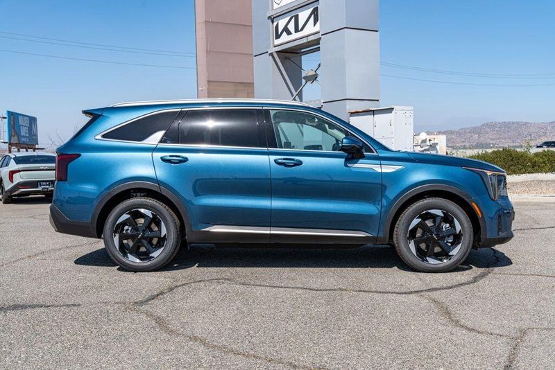 New 2026 Kia Sorento Hybrid EXImage 8