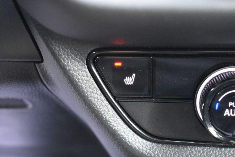 Used 2025 Honda HR-V SportImage 26