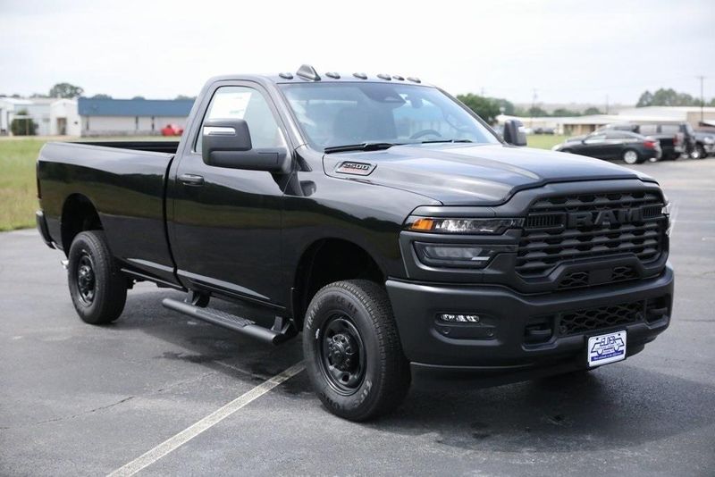 2025 RAM 2500 Tradesman Regular Cab 4x4 8