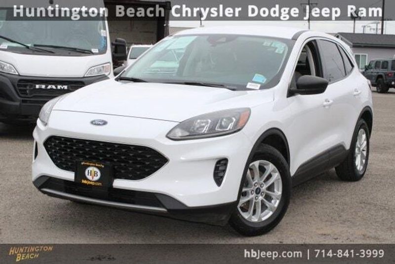 2022 Ford Escape SE HybridImage 10
