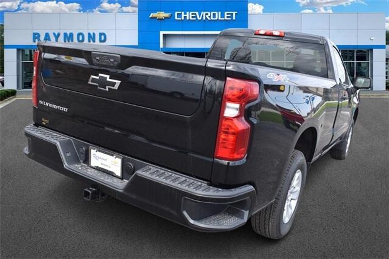 2025 Chevrolet Silverado 1500 WTImage 3