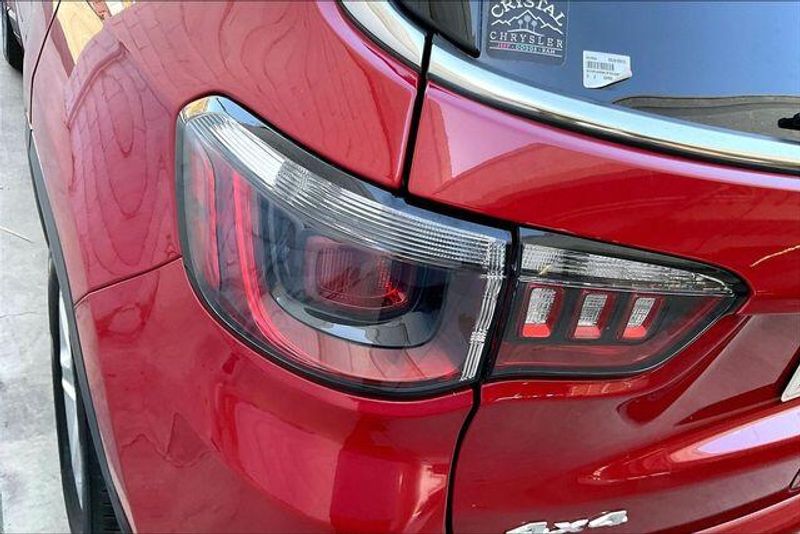 Used 2023 Jeep Compass LatitudeImage 28