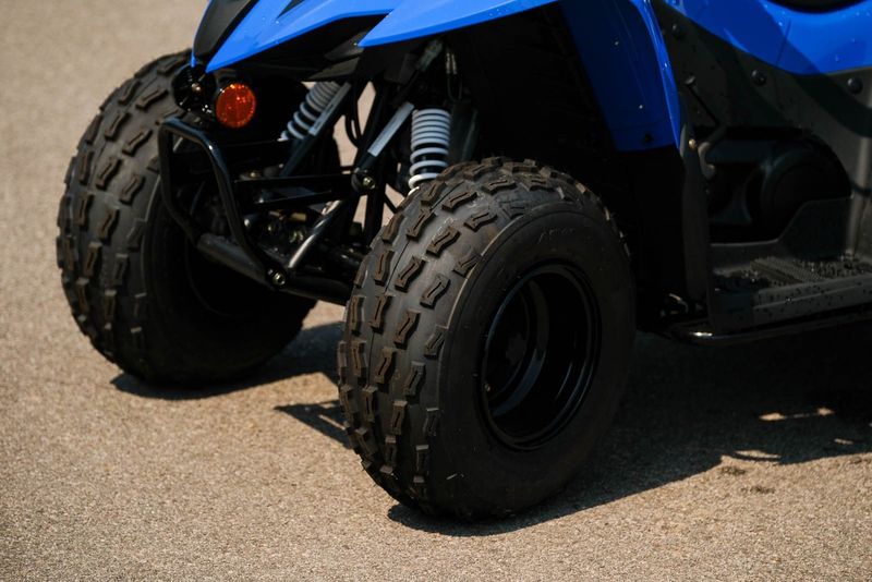 2023 KAWASAKI KFX 90 in a BLUE exterior color. Family PowerSports (877) 886-1997 familypowersports.com 
