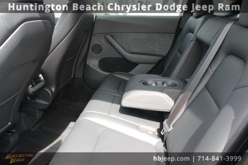 2023 Tesla Model Y Long RangeImage 30