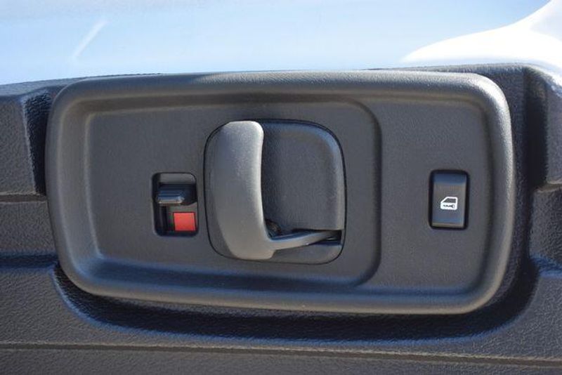 New 2025 Chevrolet Express 2500 Work VanImage 16