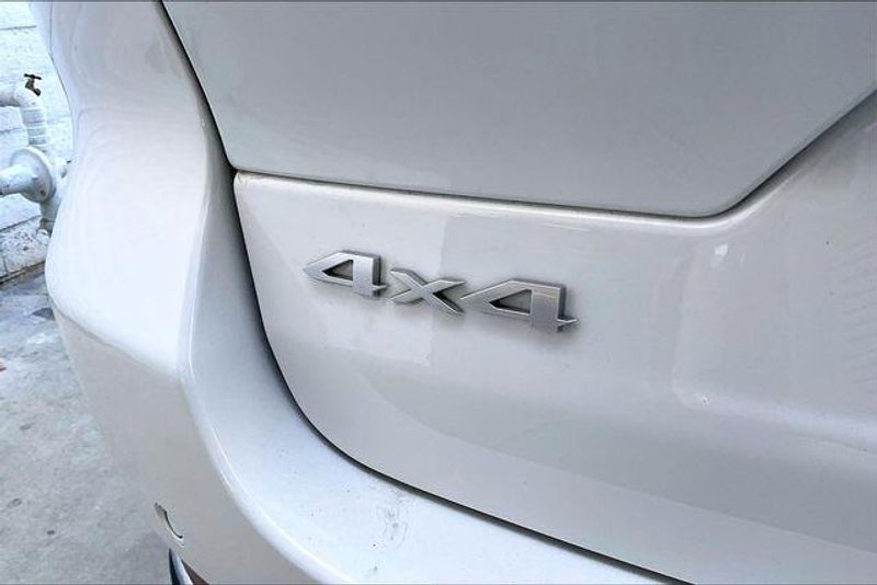 Used 2025 Jeep Grand Cherokee Laredo XImage 7