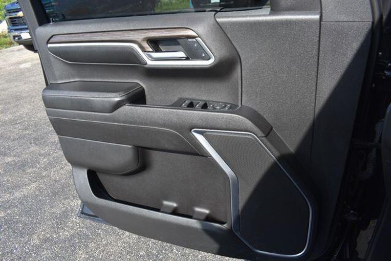 Used 2022 Chevrolet Silverado 1500 LTImage 32