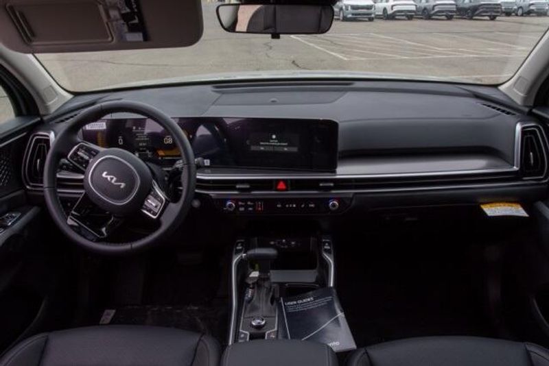 2025 Kia Sorento SImage 4