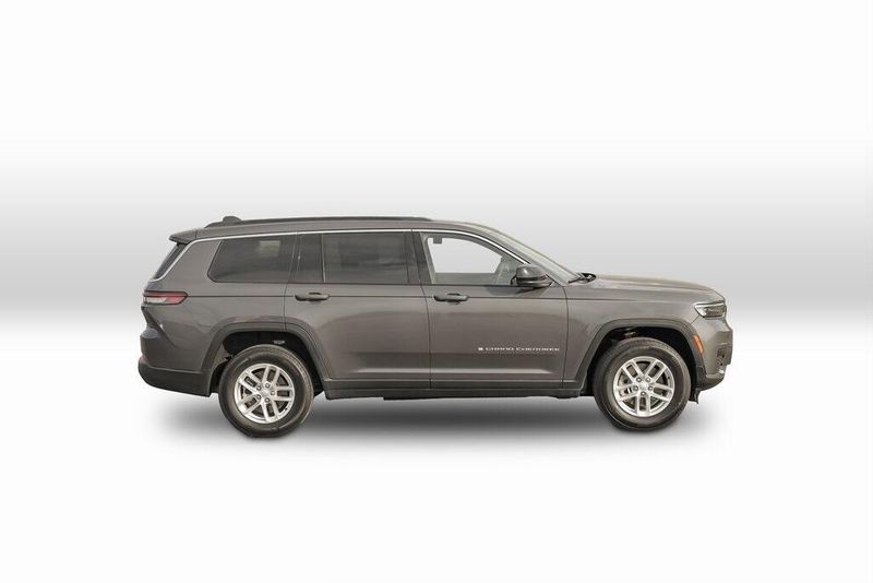 2024 Jeep Grand Cherokee L LaredoImage 6