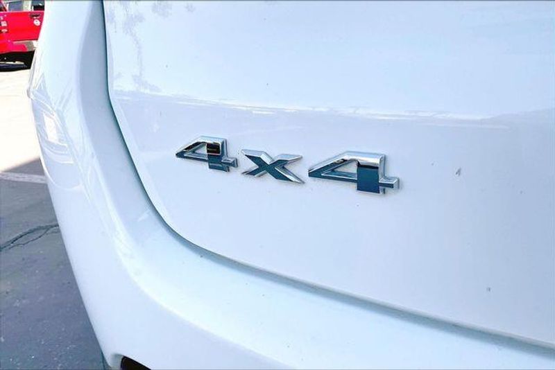 Used 2025 Jeep Compass LimitedImage 7