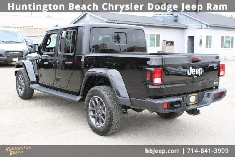 2022 Jeep Gladiator OverlandImage 6